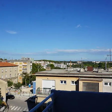 Luka Apartment Pula