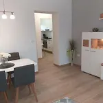 Luka Apartment *